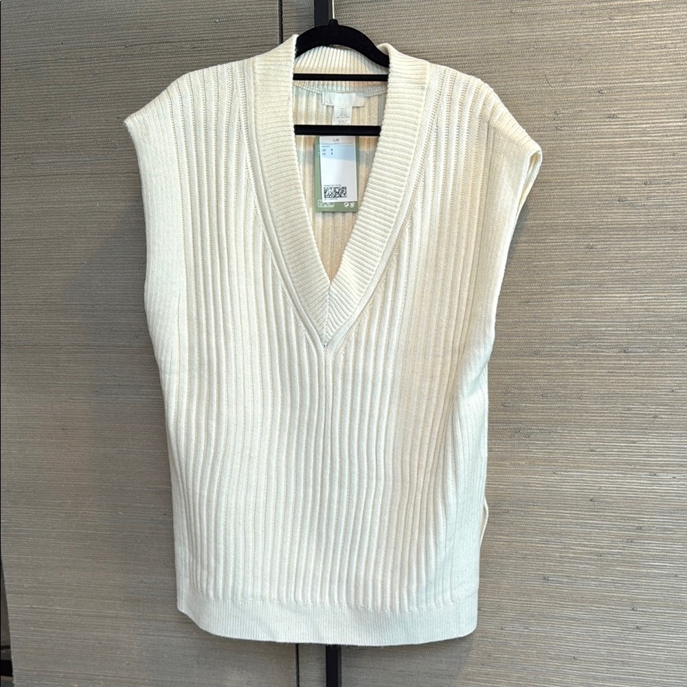 H&M Cream V-Neck Sweater Vest